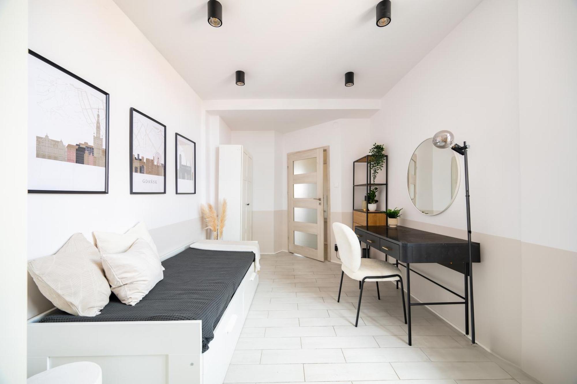 Stunning Apartment With Balcony Гданьск Экстерьер фото
